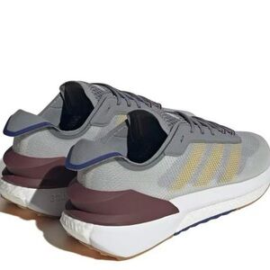 adidas Gray AVRYN Shoes 5.5 men 6.5 women